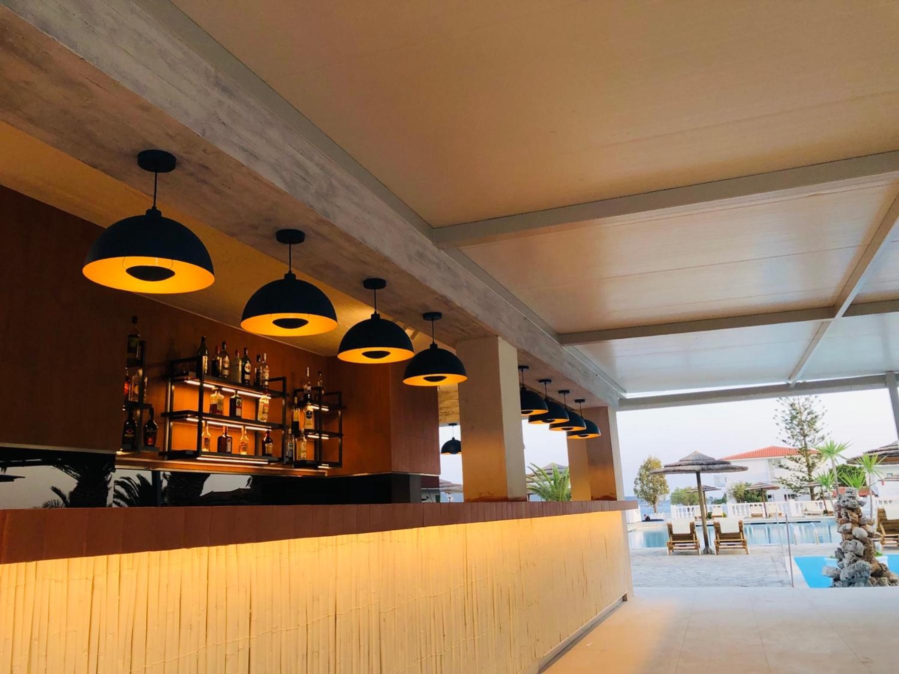 Sirenes Beach Resort Самос Екстериор снимка